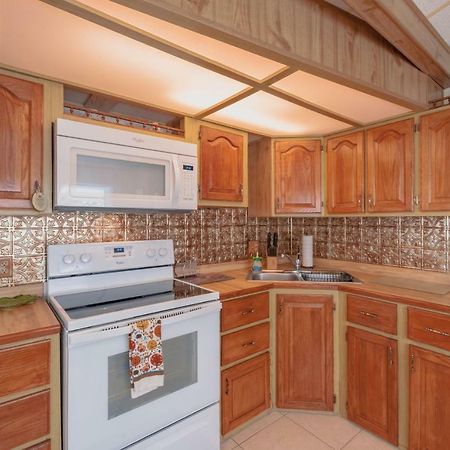 Island Beach House With No Extra Fees Jensen Beach Exterior photo